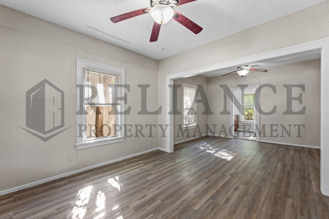 Photo - 251 Millwood N