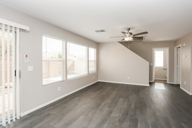 Photo - 8648 Water Bucket Ave