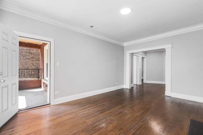 Photo - 5722 S King Dr