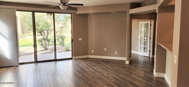 11500 E Cochise Dr Unit 1100