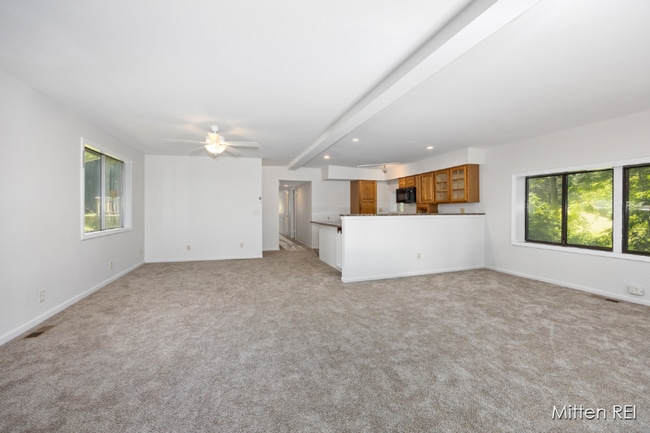13029 E Heights Rd