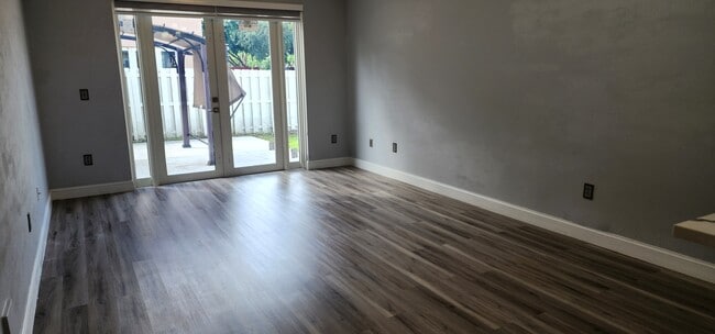 Photo - 640 SE 1st St