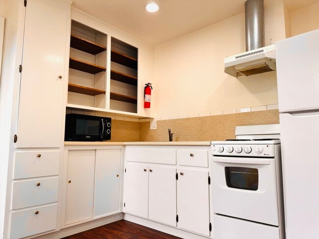 Photo - 1320 NW 27th St Unit 2