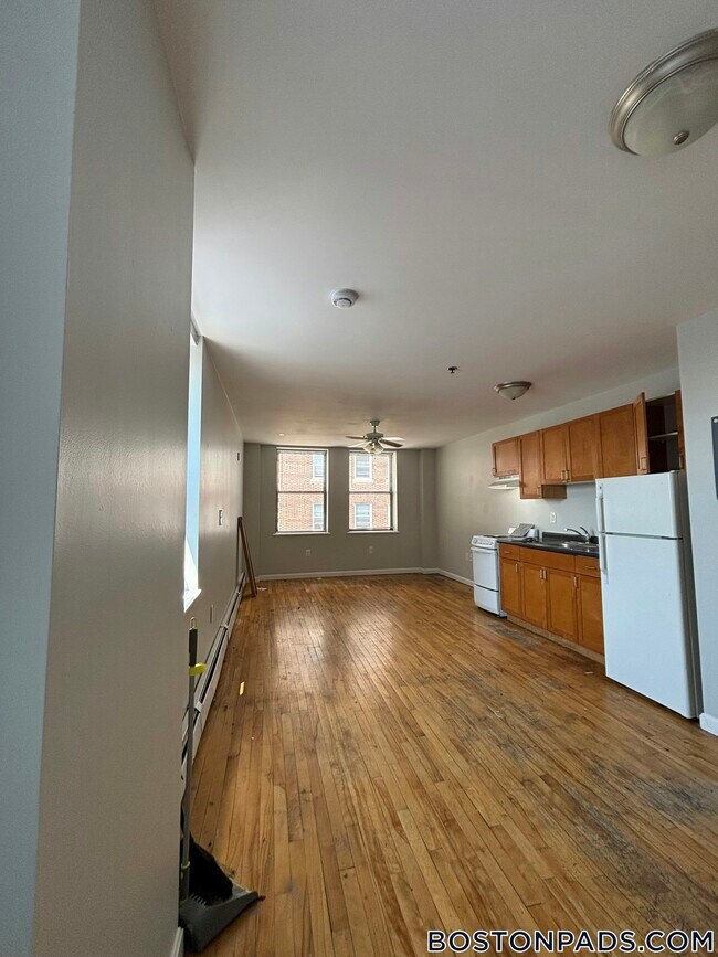 8 Portland St Unidad 506