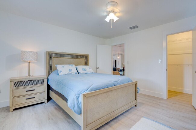 Photo - 1036 Coral Dr