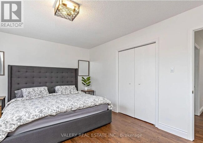 Photo - 80 Saulter St