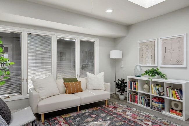 Photo - 4513 Foxfire Way Unit ID1019572P