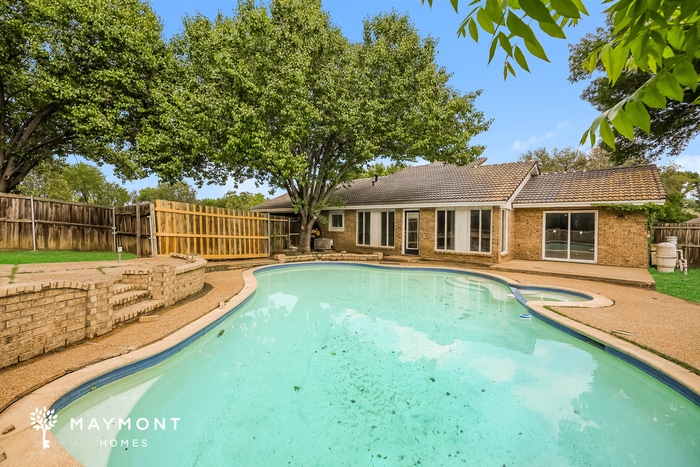 Photo - 1833 Wisteria Dr