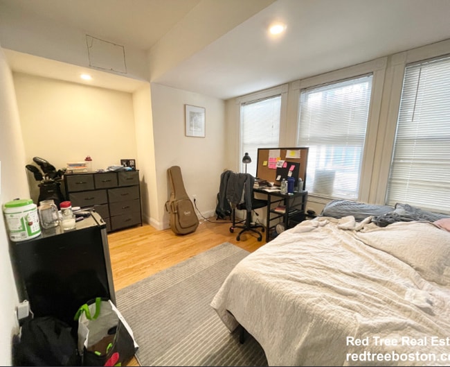 Photo - 275 Dorchester St Unit 1