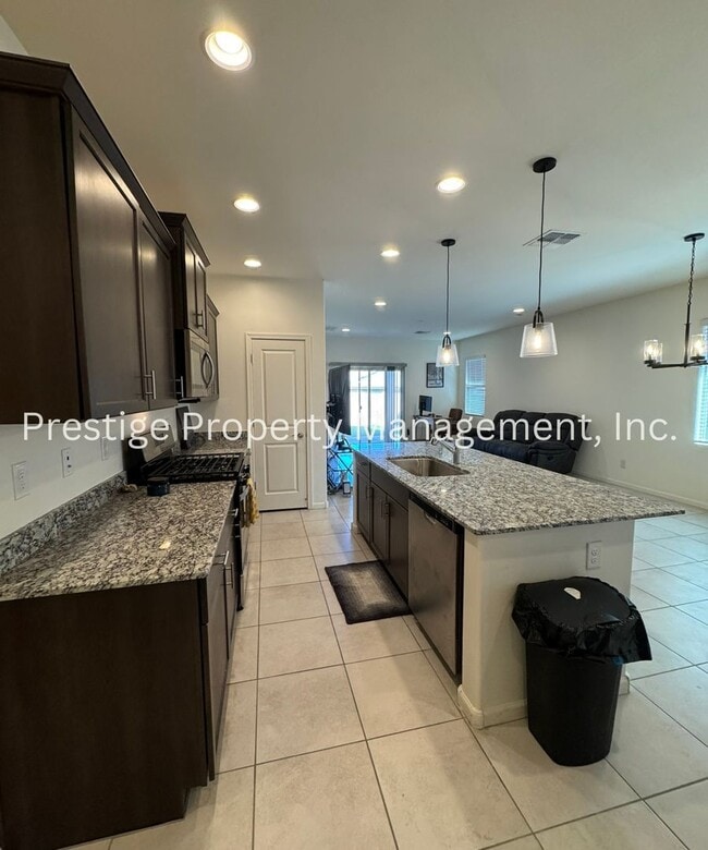 Photo - 3/2 Lovely Southwest Home With an Open Layout