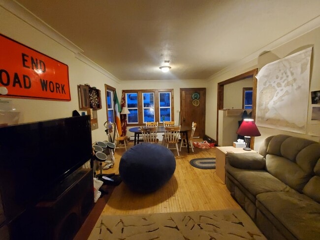 Photo - 1842 Woodland Ave