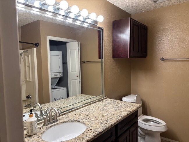 Photo - 2428 Forest Brook Ln Unit 1212