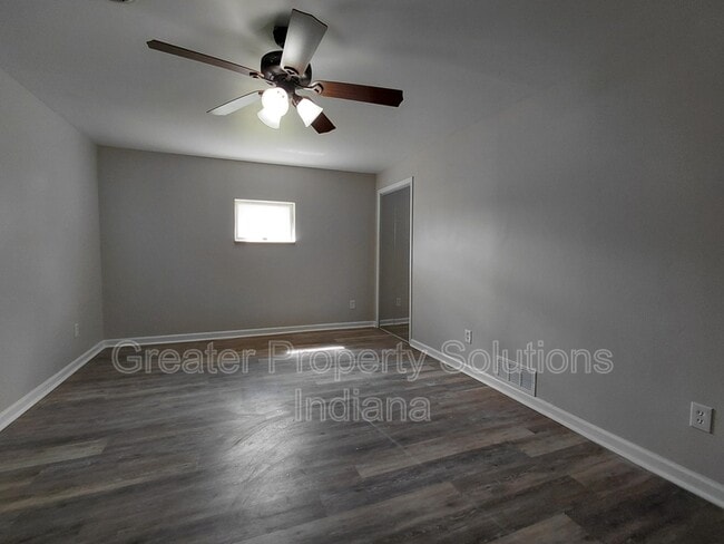 Photo - 8120 Kennedy Ave