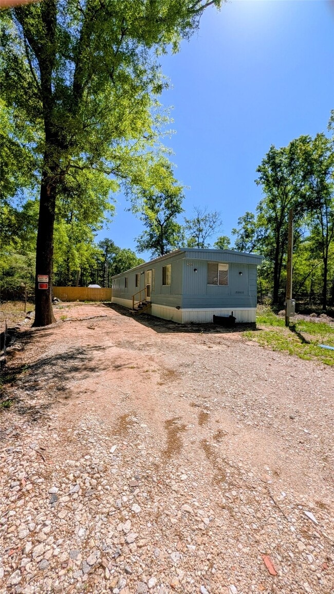 Building Photo - 266 Hunters Glen