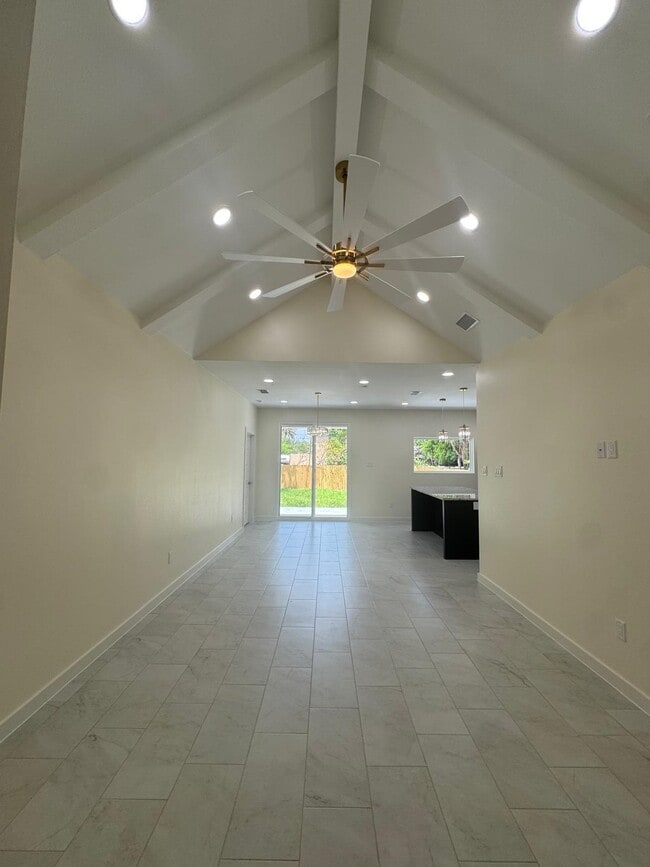 3504 San Agustin Ave