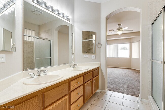 Building Photo - 6412 N Starling Mesa St Rental