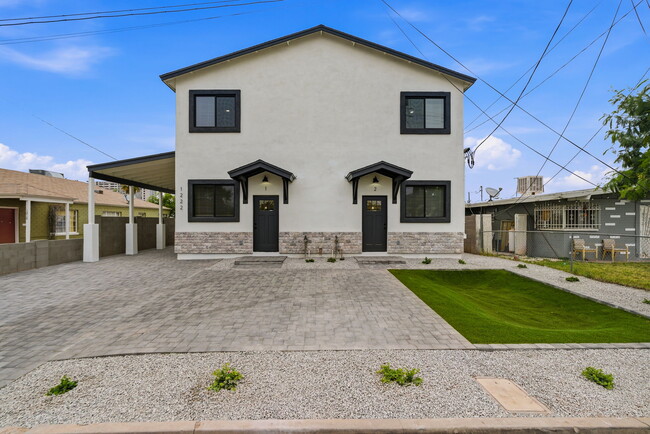 Building Photo - 1222 E Diamond St Unit 2