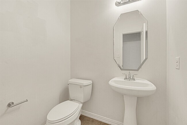 Photo - 5010 Dartmoor Ridge Trail