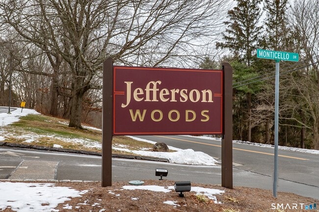 Photo - 42 Monticello Dr Unit 42