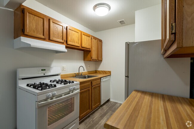 1BR, 1BA - Standard - 640SF