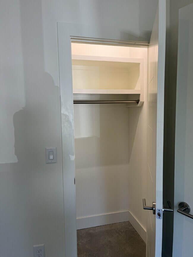 "Spacious Urban Living: 3-Bedroom Townhouse with 3.5 Baths in Nashville's Vibrant Core!" STUNNING...
