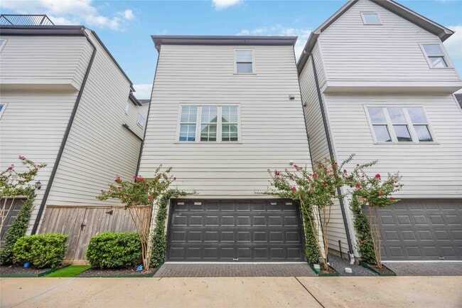 Photo - 610 Delmar St