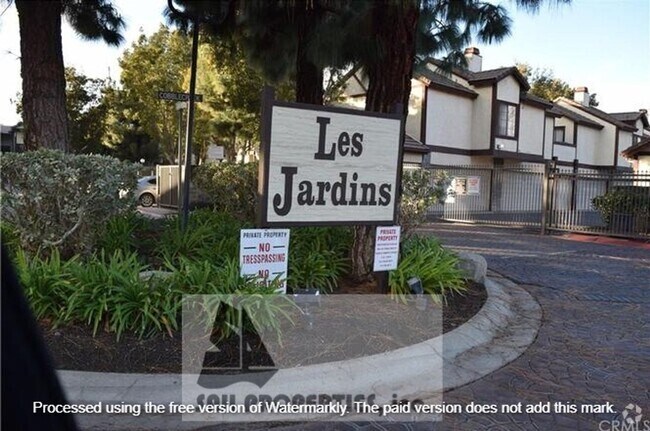 Building Photo - Charming 1 bedroom home located in the LES...