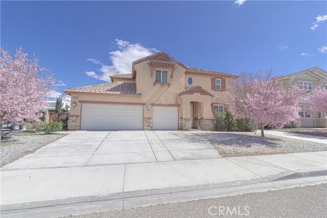 Photo - 15637 Bow String St House