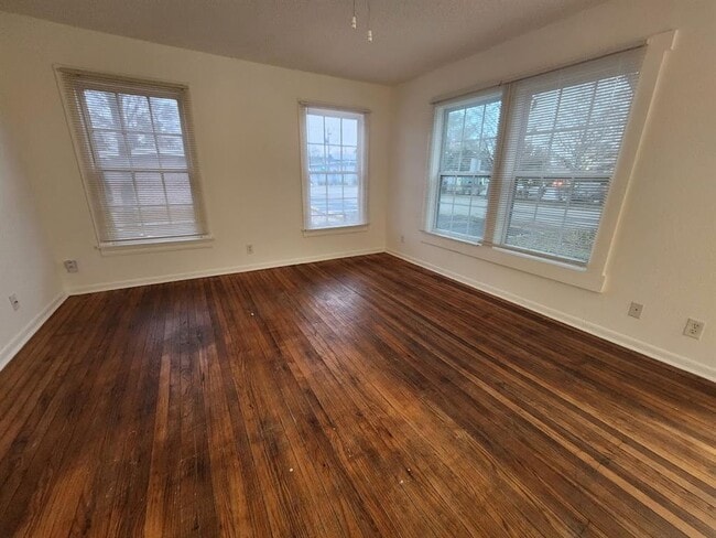 sala de estar - 4505 Avenue A
