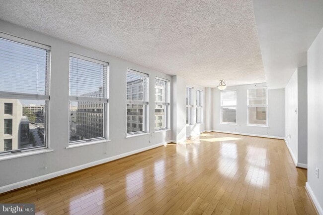 Photo - 601 Pennsylvania Ave NW Unit 910