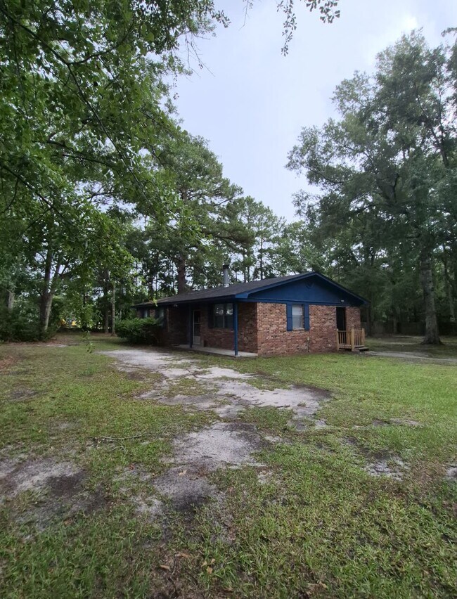 Photo - 111 Becky St