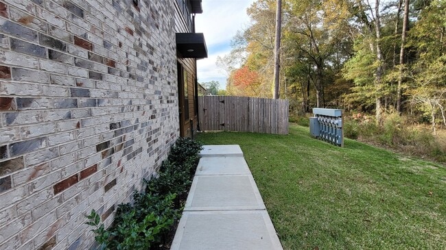 Photo - 2509 Appian Wy Unidad B