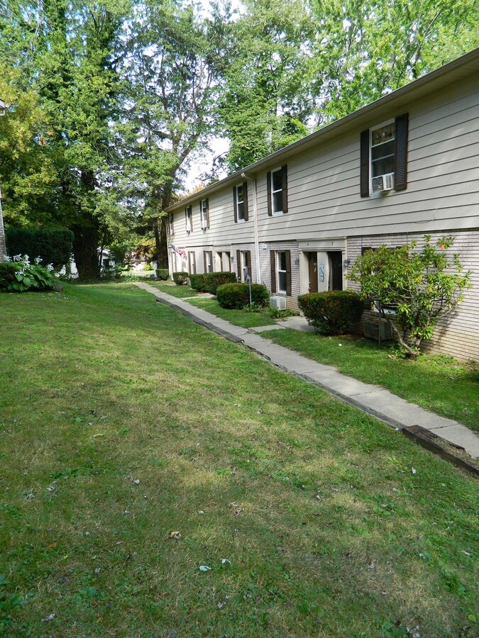 Photo - 705 Bunker Hill Rd Townhome