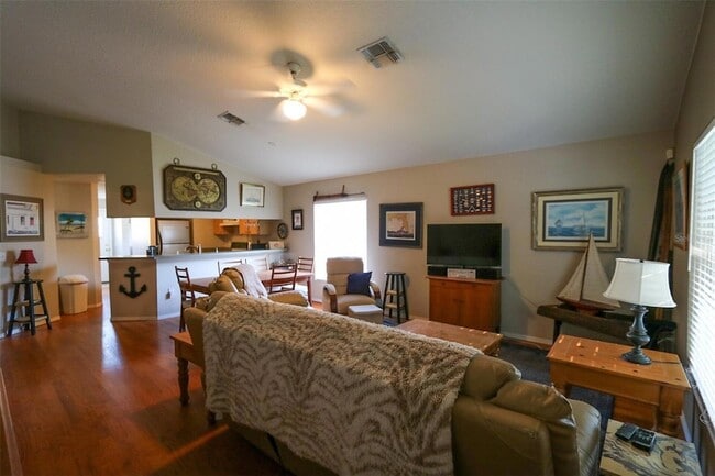 Photo - 7512 S Mascotte St