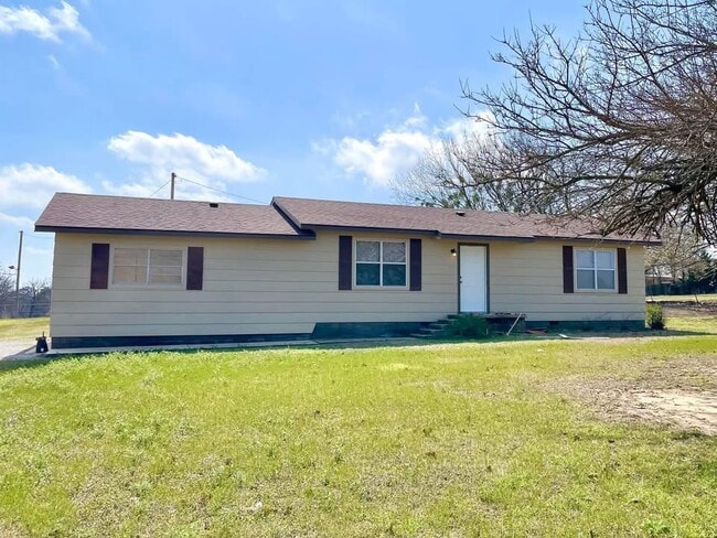 Building Photo - 8179 OK-199