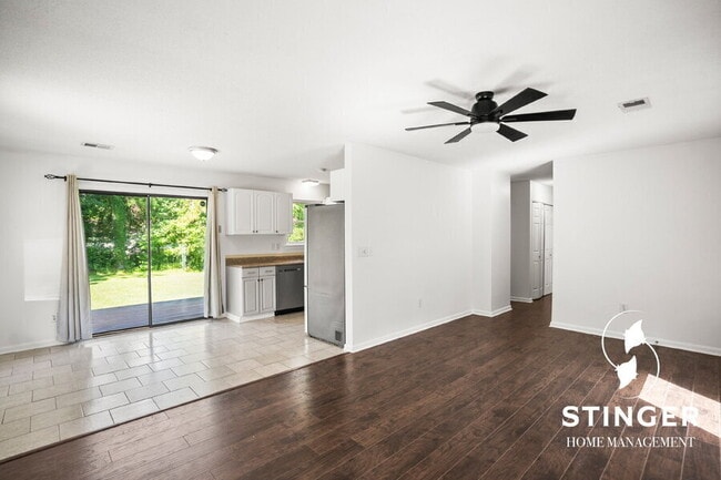 Photo - 1713 Drayton Dr