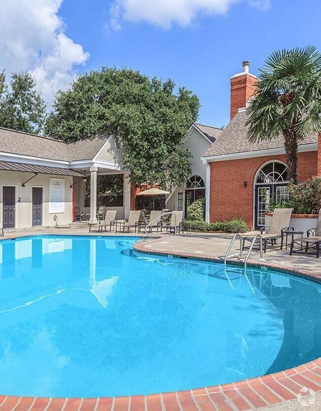 Building Photo - 3 Bedroom Condo Located off Jefferson Hwy ...