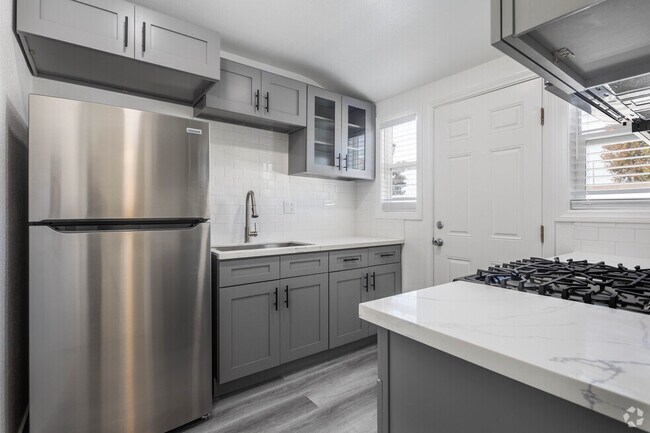 Huntington Manor Homes