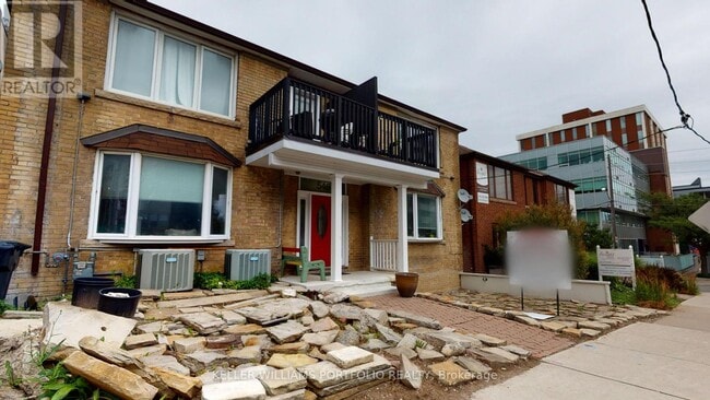 Photo - 546 Eglinton Ave E Unit 5
