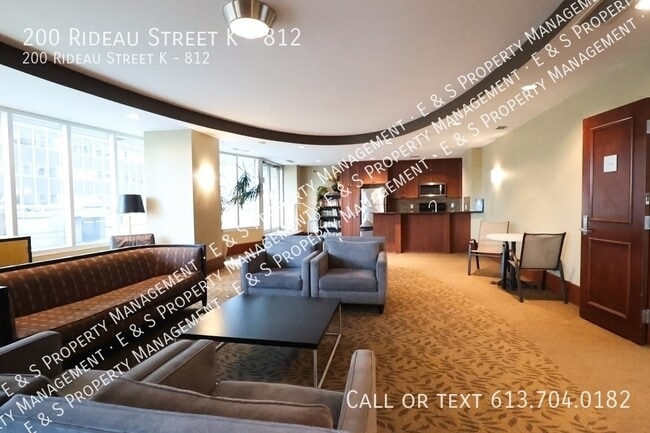 Photo - 200 Rideau St