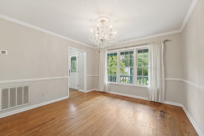 Photo - 1610 S Wade Ave