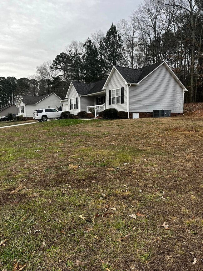 Photo - 231 Summerpine Pl