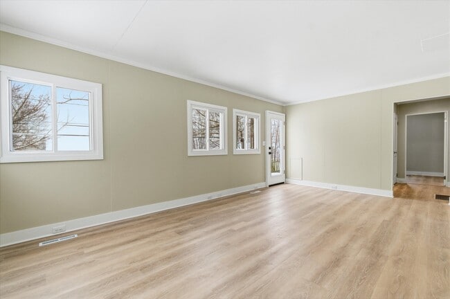 Photo - 2029 Ferdon Rd