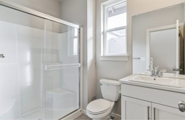 Photo - 916 S 29th Pl