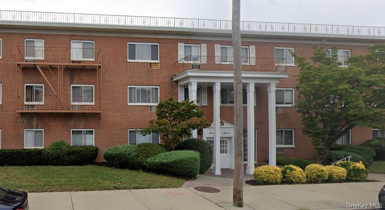 Photo - 77 Lenox Rd