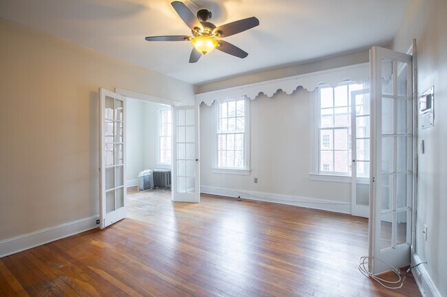 Photo - Amazing 2 BR/1 BA Condo in Georgetown, DC!