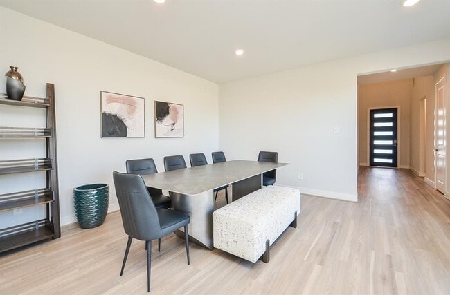 Building Photo - 9522 Rialto Creek Dr Rental