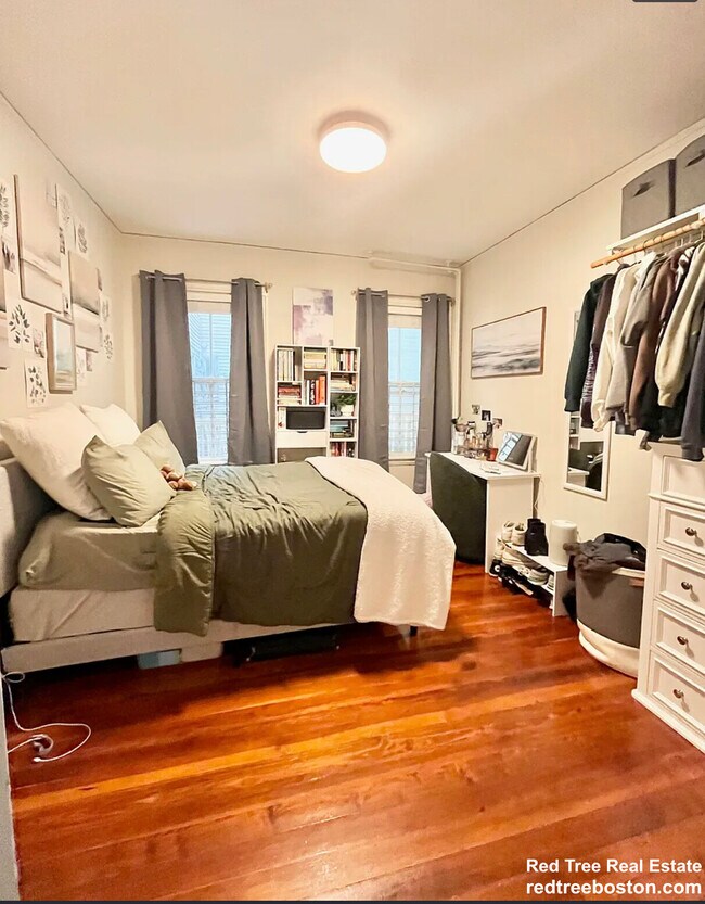 Photo - 73 Delle Ave Unit 1