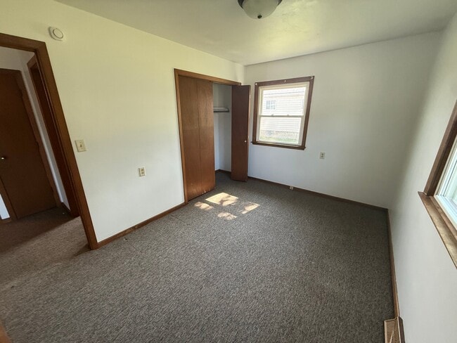 Photo - 501 Main St