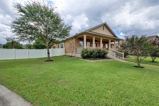 Photo - 904 Black Canyon St